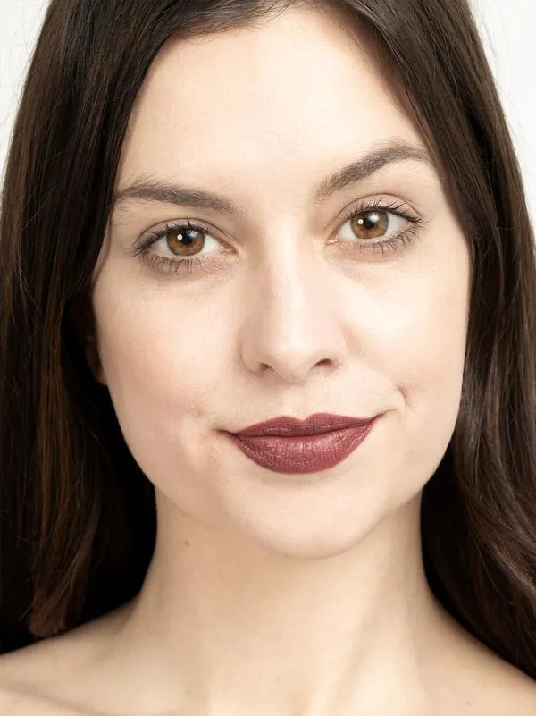 Au Naturale SuStain Liquid LipStick Hero