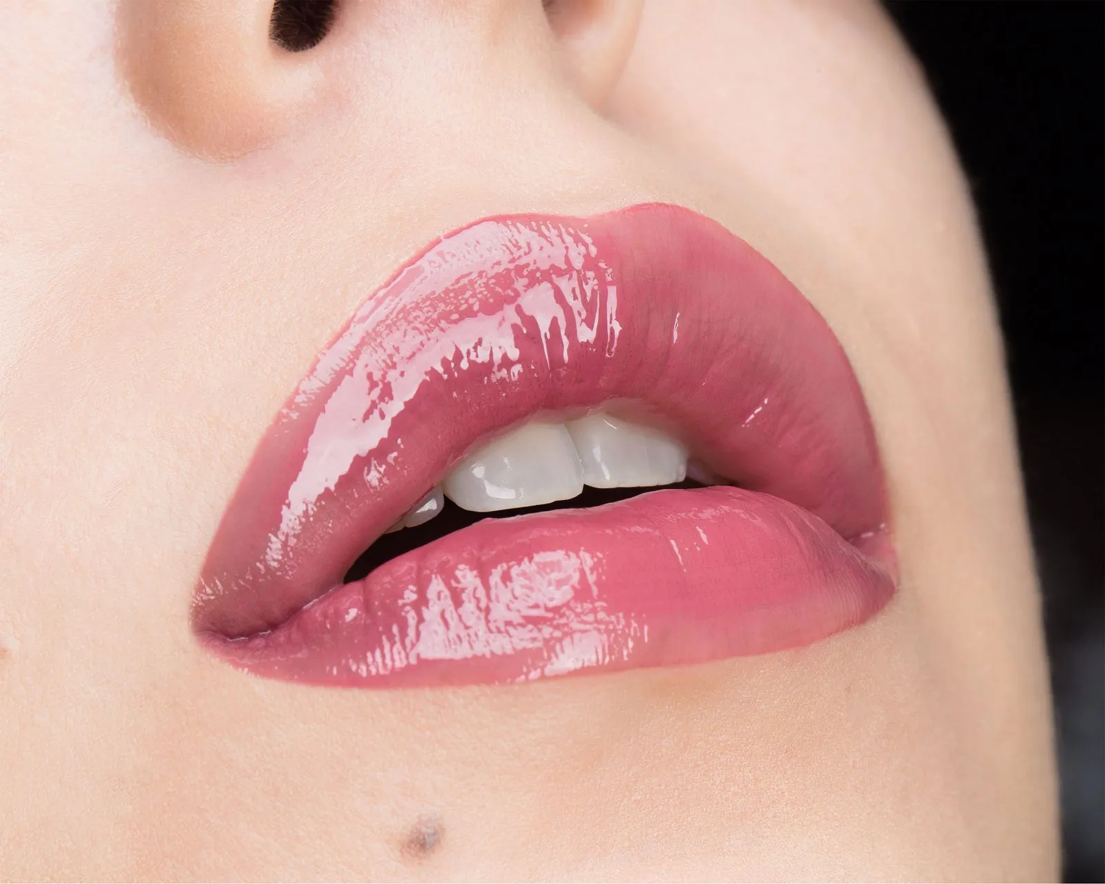 Gloss Affair Lip Gloss (015, Kitten)