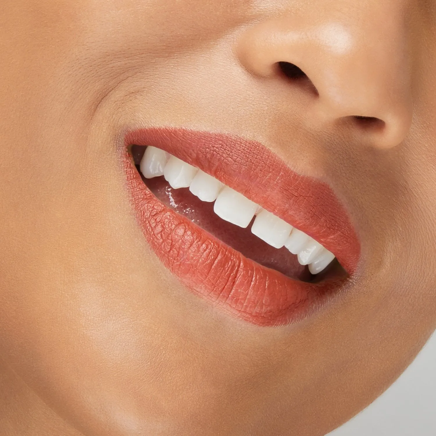 Liquid Linen Lipstick